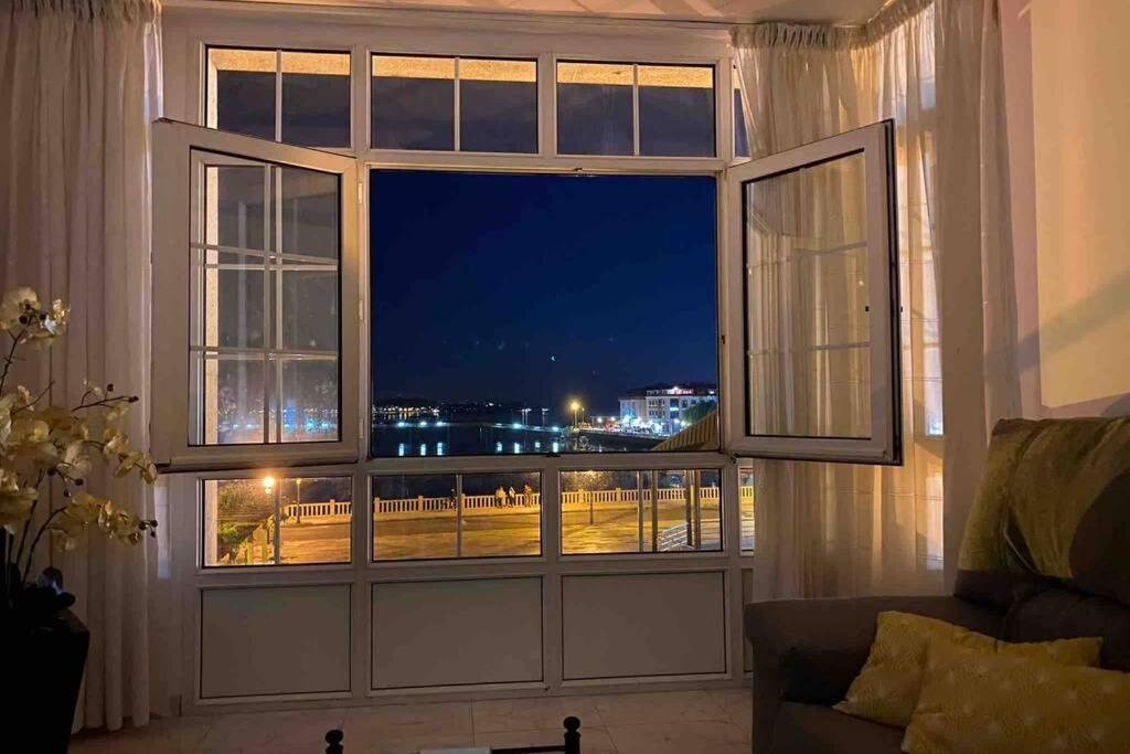 Apartamento Plaza Del Parque Villanueva De Arosa Extérieur photo